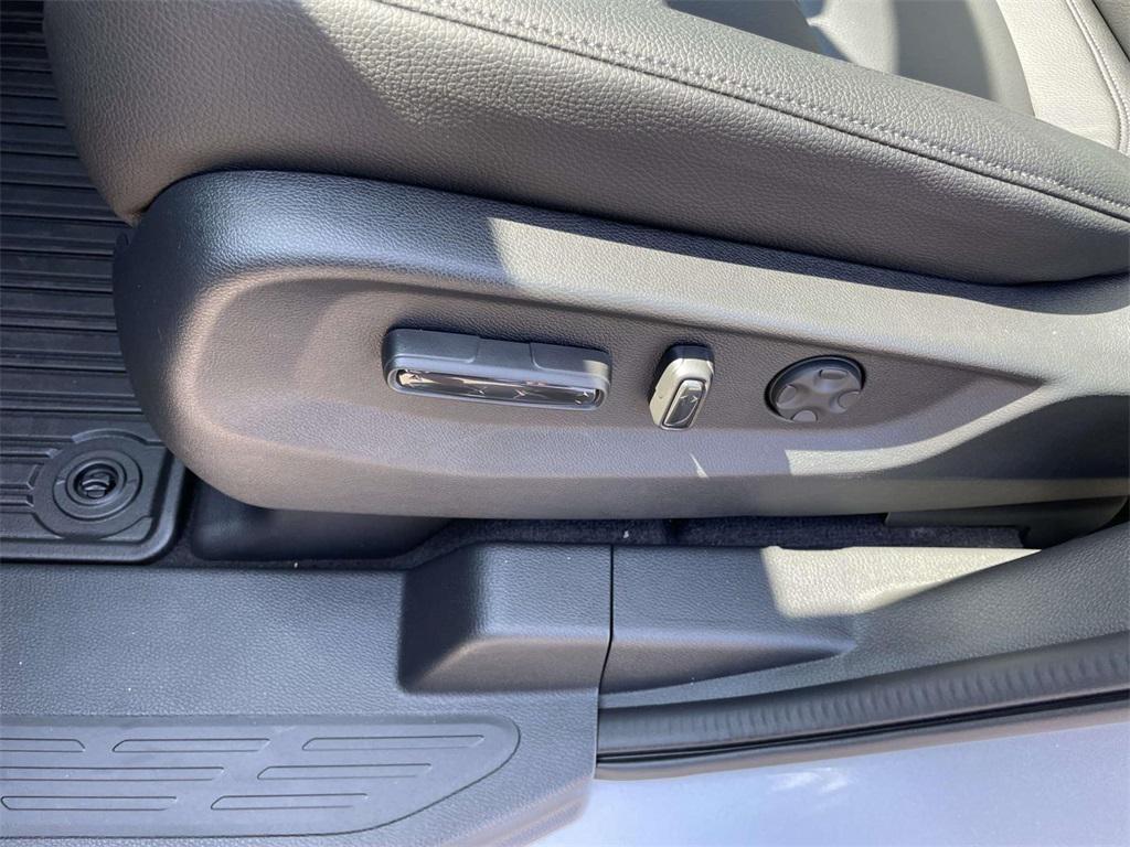 new 2026 Honda Odyssey car, priced at $43,540