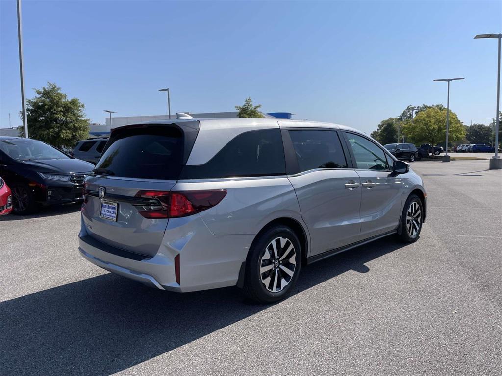 new 2026 Honda Odyssey car, priced at $43,540