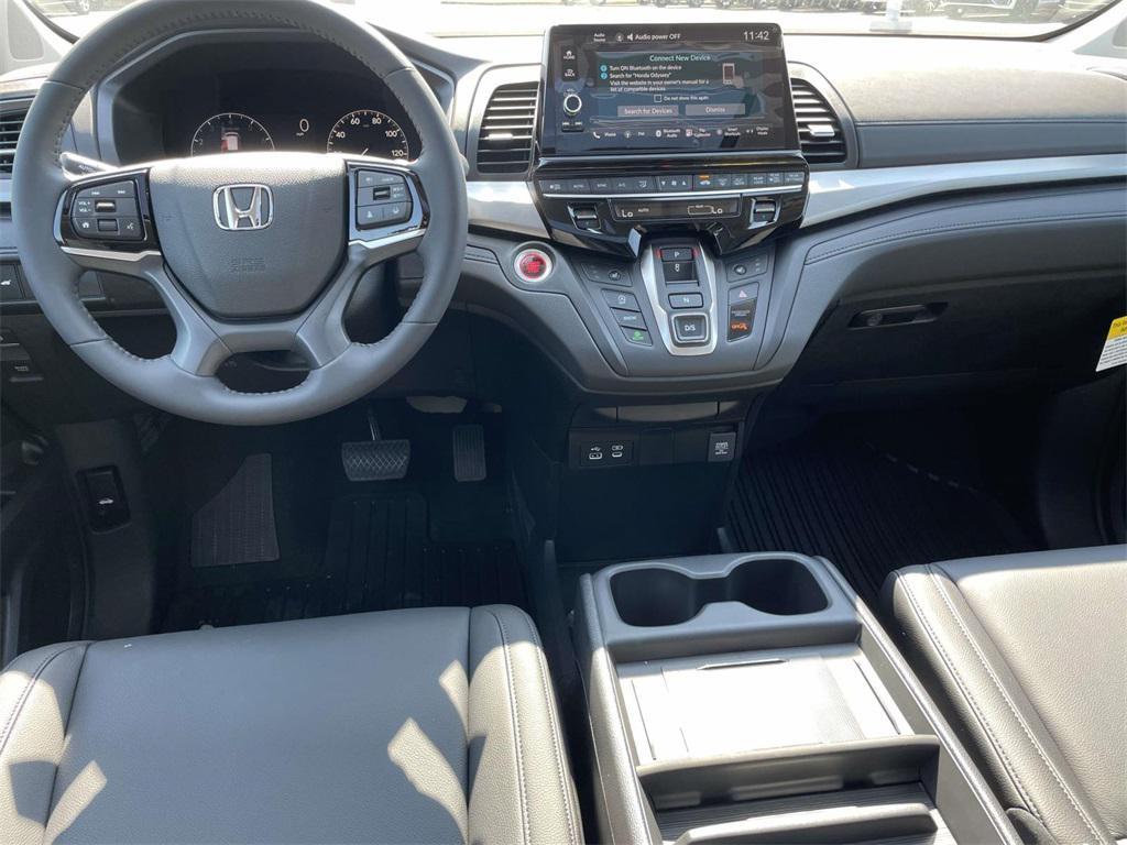 new 2026 Honda Odyssey car, priced at $43,540