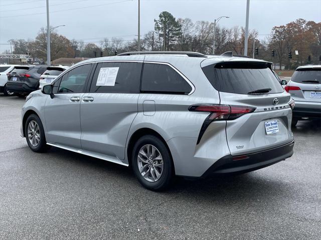 used 2022 Toyota Sienna car, priced at $35,258