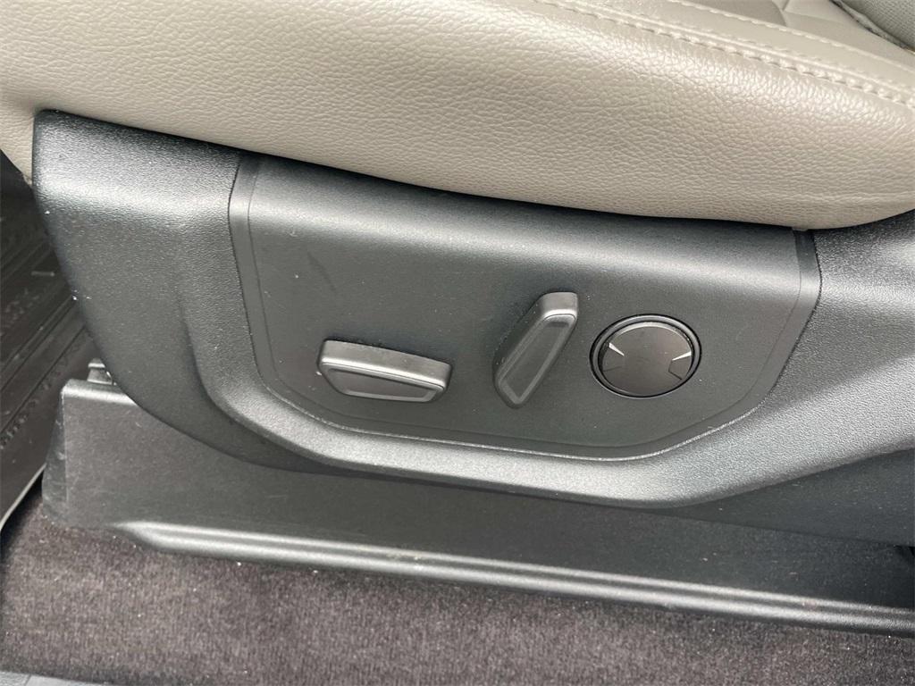 used 2020 Ford F-150 car, priced at $33,000