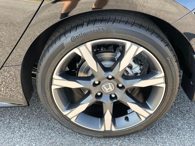 new 2025 Honda Civic Hybrid car, priced at $33,100
