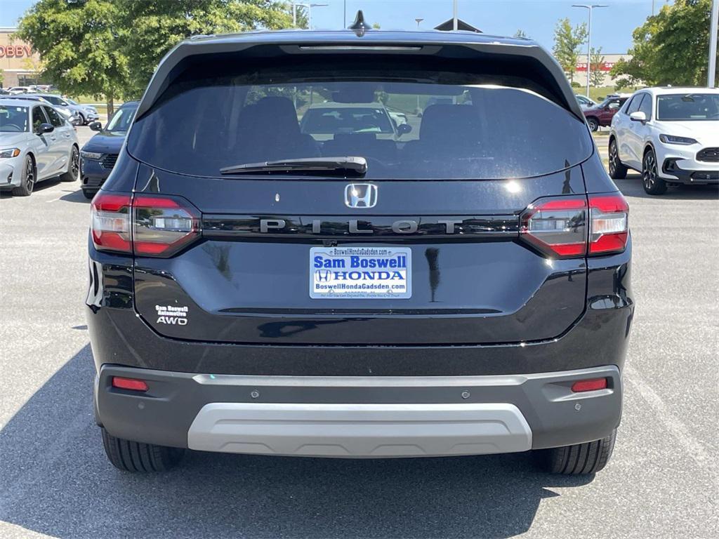 new 2025 Honda Pilot car, priced at $46,345