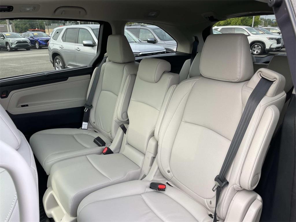 new 2026 Honda Odyssey car, priced at $44,135