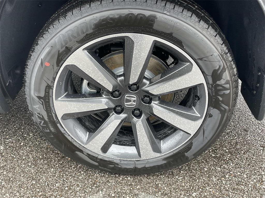 new 2025 Honda Pilot car, priced at $54,280