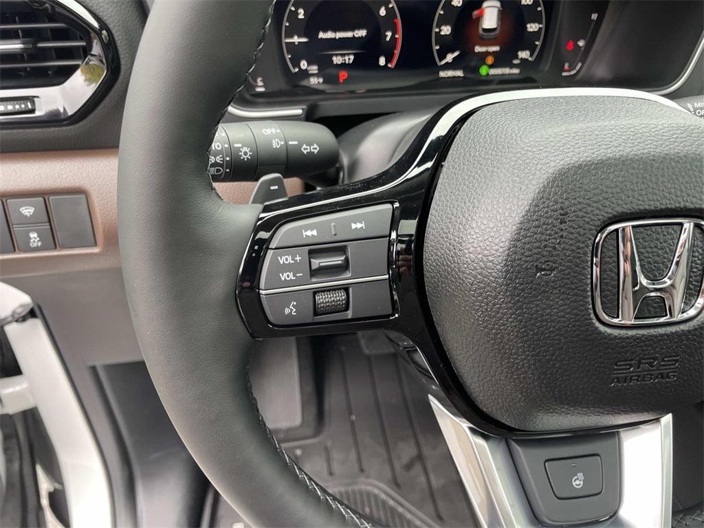 new 2025 Honda Pilot car, priced at $54,280