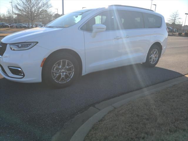 used 2021 Chrysler Pacifica car, priced at $23,761