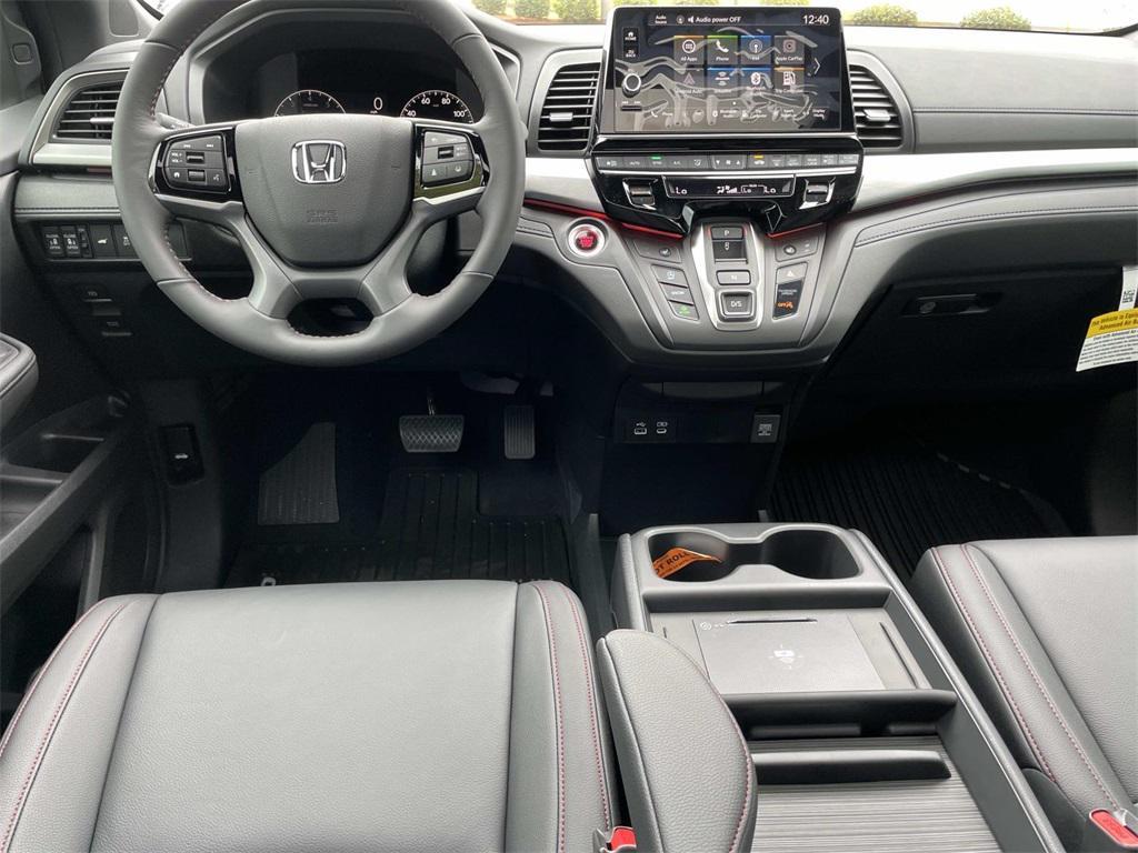 new 2026 Honda Odyssey car, priced at $45,095