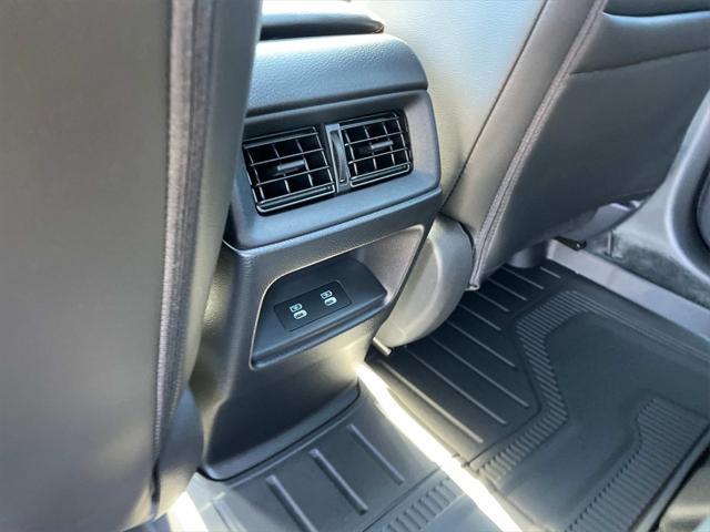new 2025 Honda CR-V Hybrid car, priced at $39,500