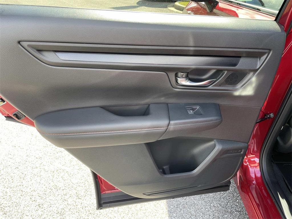 new 2026 Honda CR-V Hybrid car, priced at $39,880