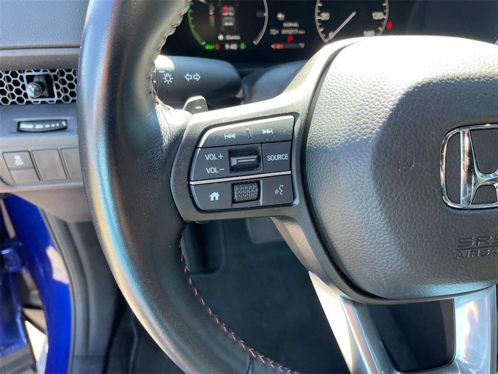 used 2025 Honda CR-V Hybrid car, priced at $31,950