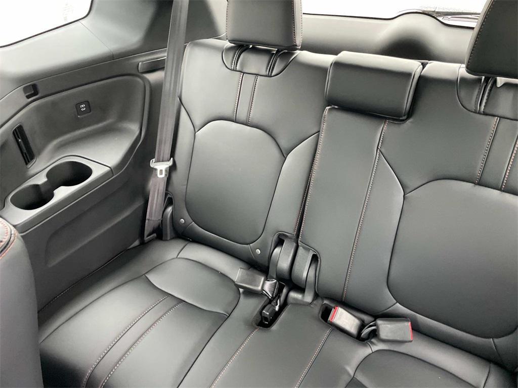 new 2025 Honda Pilot car, priced at $50,850
