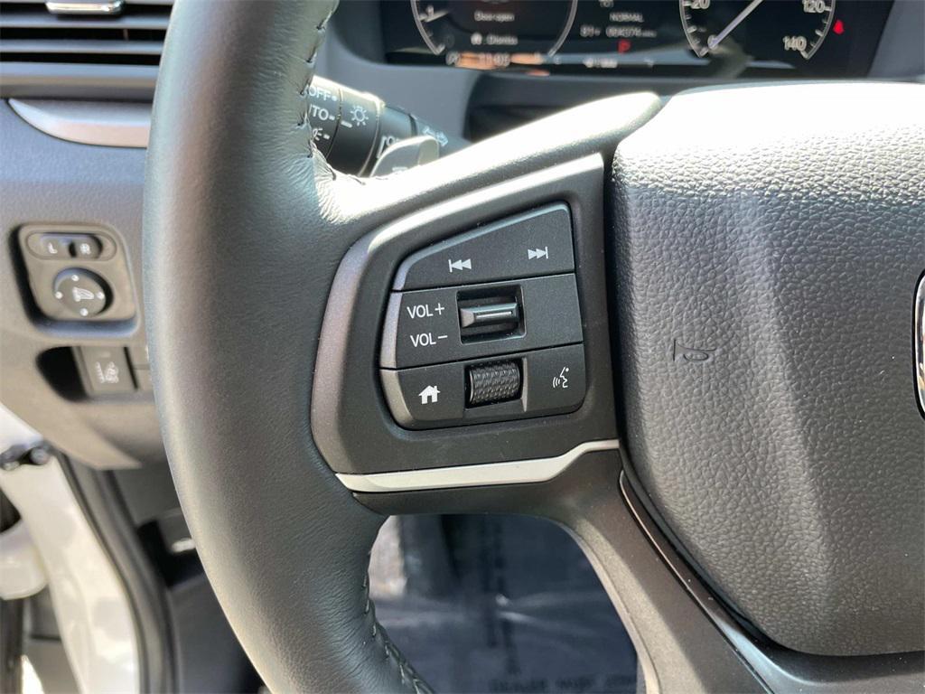 used 2024 Honda Ridgeline car, priced at $32,500