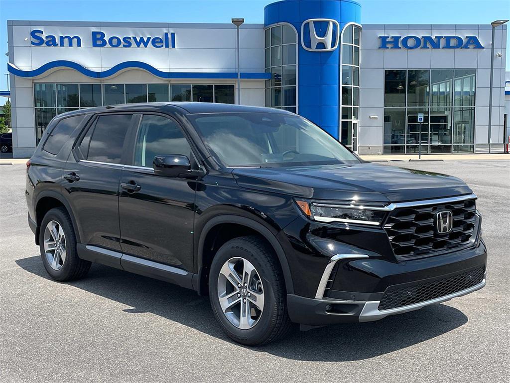 new 2025 Honda Pilot car, priced at $47,050