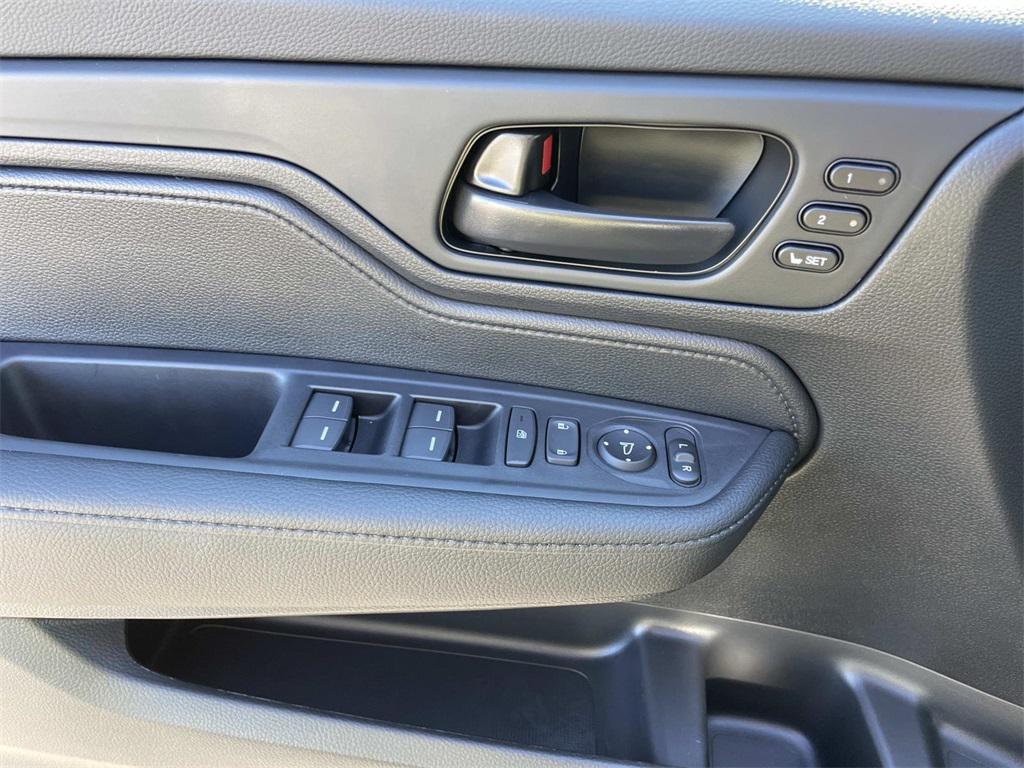 new 2026 Honda Odyssey car, priced at $43,540