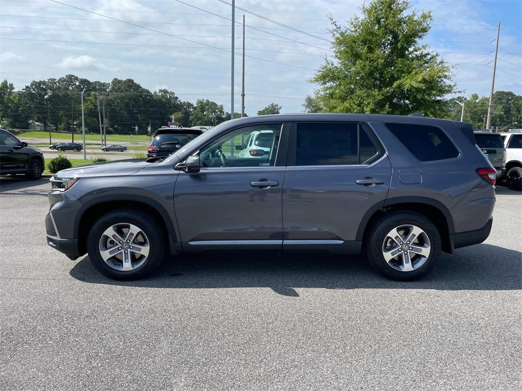 new 2025 Honda Pilot car, priced at $44,995