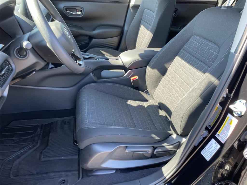 new 2025 Honda HR-V car, priced at $26,045