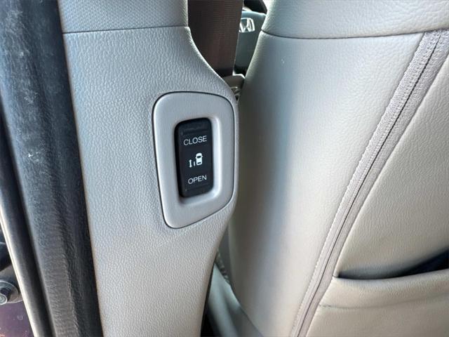 used 2014 Honda Odyssey car, priced at $8,200