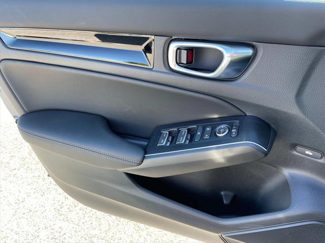 new 2025 Honda Civic Hybrid car, priced at $33,555