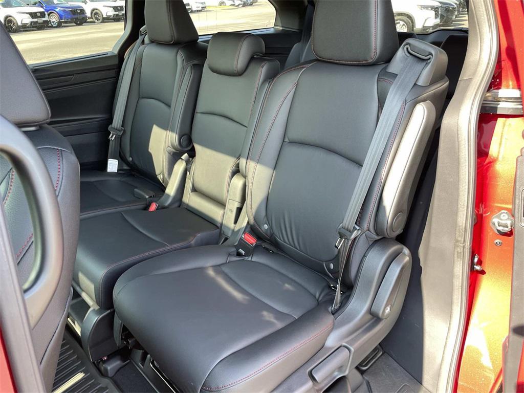 new 2026 Honda Odyssey car, priced at $45,095