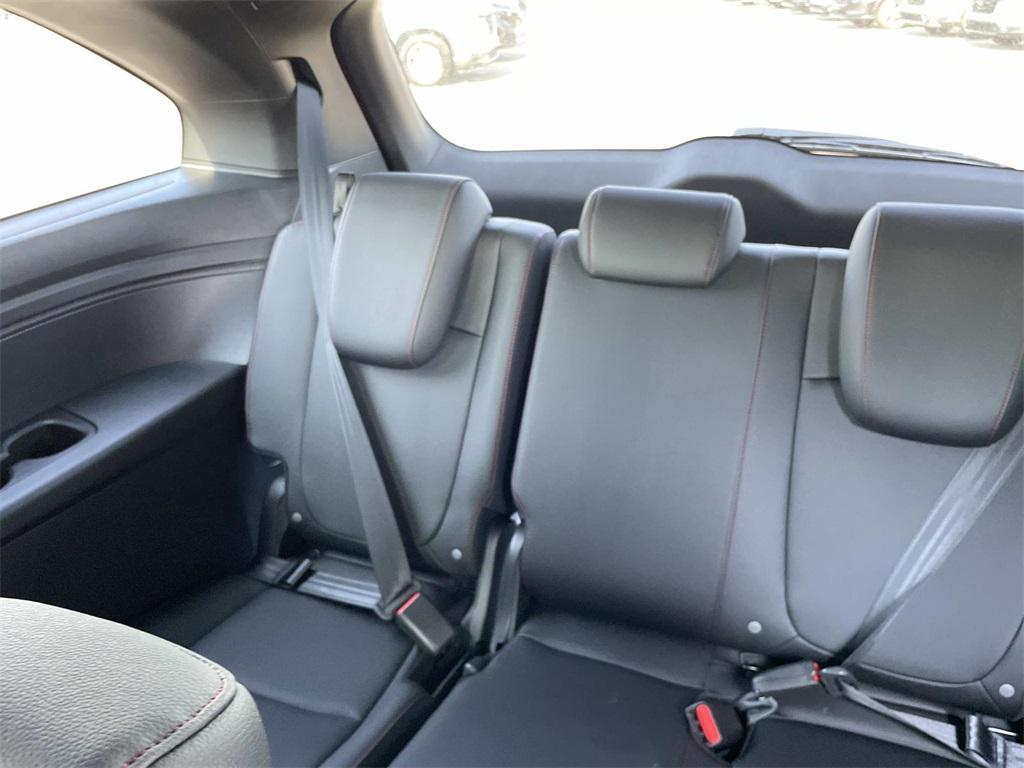 new 2026 Honda Odyssey car, priced at $45,095