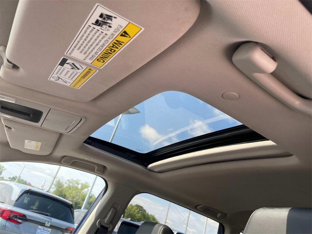 used 2024 Honda CR-V car, priced at $32,250