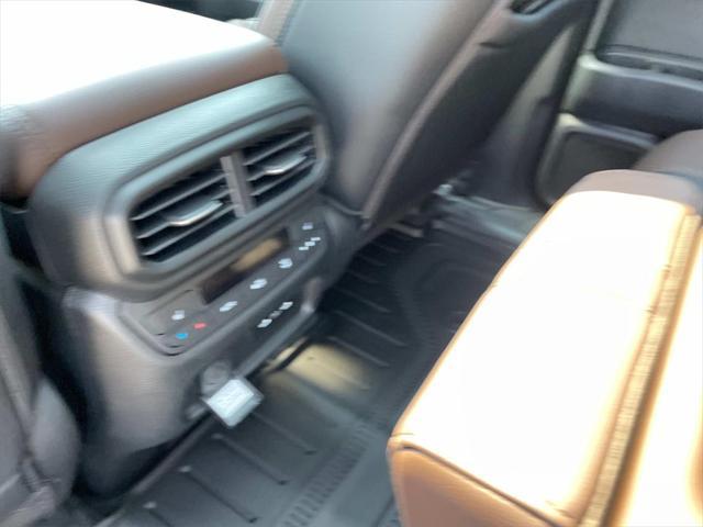 new 2025 Honda Pilot car, priced at $54,985