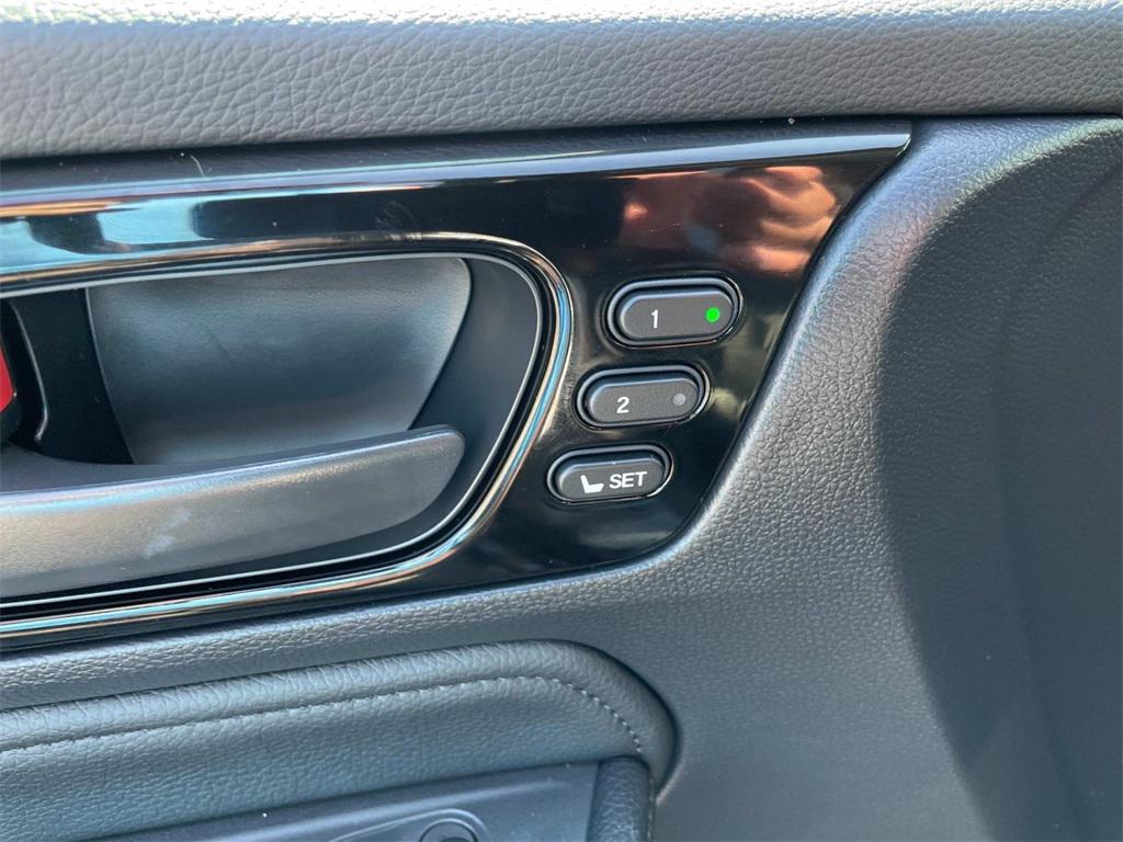 new 2025 Honda Odyssey car, priced at $47,610