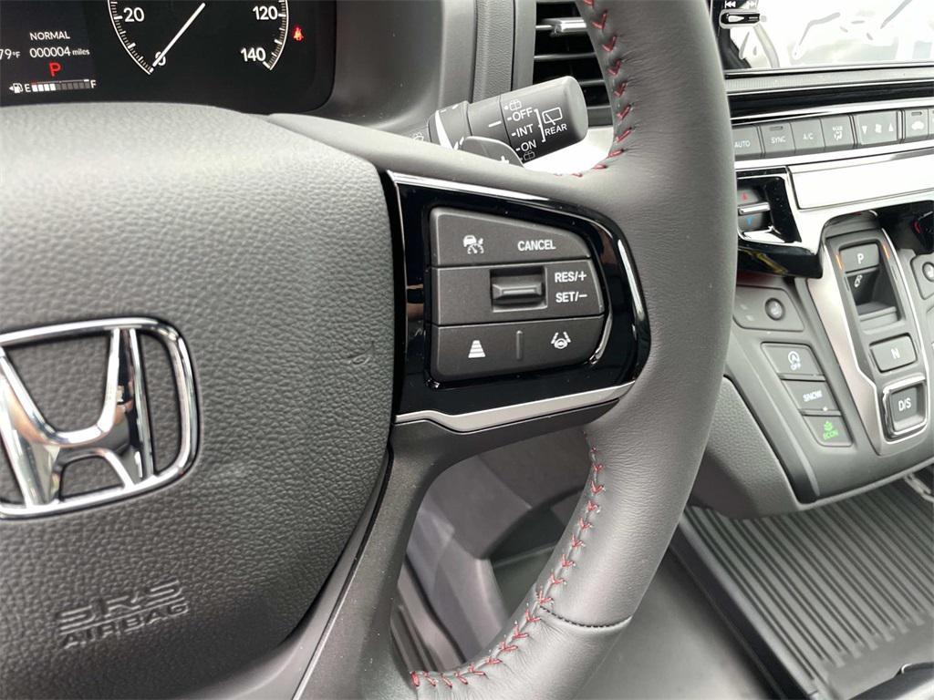 new 2026 Honda Odyssey car, priced at $45,095