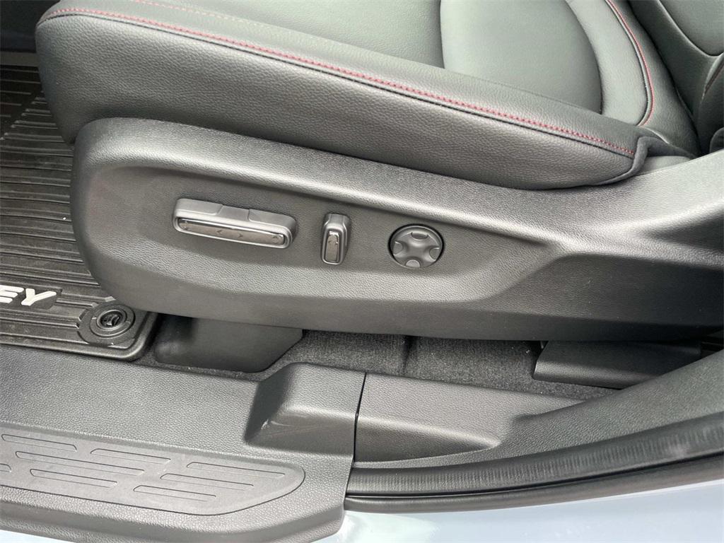 new 2026 Honda Odyssey car, priced at $45,095