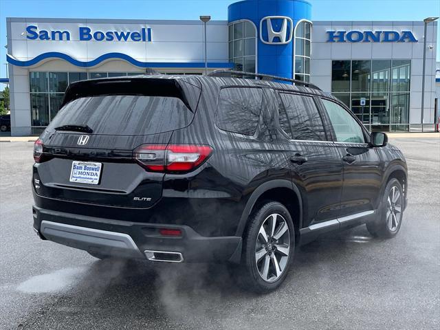 new 2025 Honda Pilot car, priced at $54,530