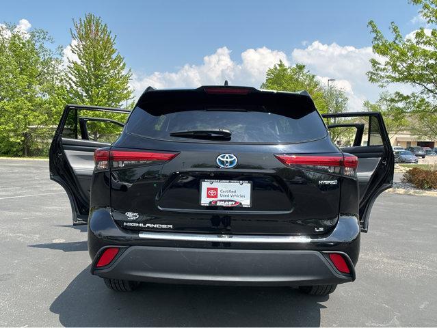 used 2022 Toyota Highlander Hybrid car, priced at $30,498