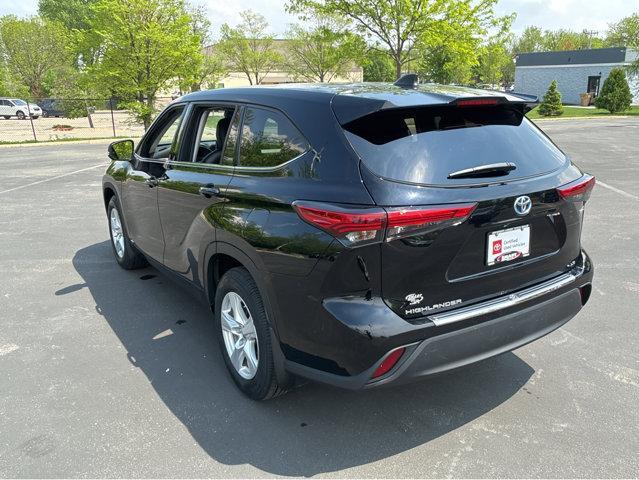 used 2022 Toyota Highlander Hybrid car, priced at $30,498