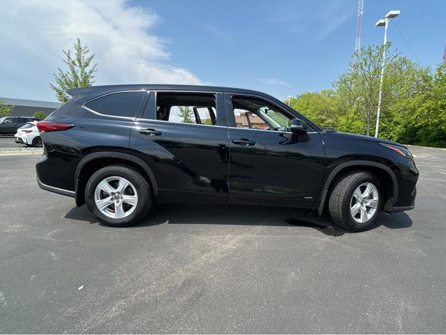 used 2022 Toyota Highlander Hybrid car, priced at $30,498