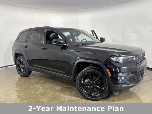 used 2024 Jeep Grand Cherokee car, priced at $39,000