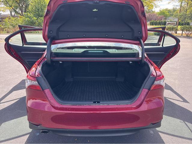 used 2022 Toyota Camry Hybrid car, priced at $27,997