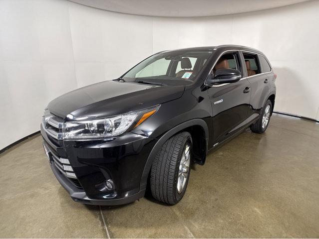 used 2019 Toyota Highlander Hybrid car, priced at $28,984