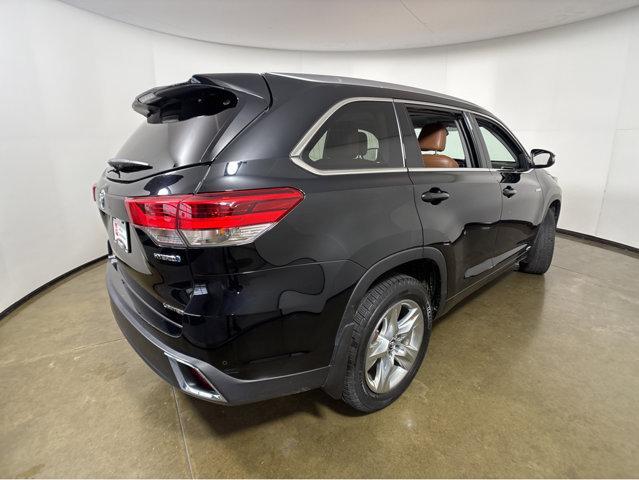 used 2019 Toyota Highlander Hybrid car, priced at $28,984