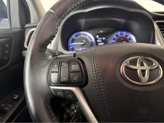 used 2019 Toyota Highlander Hybrid car, priced at $28,984