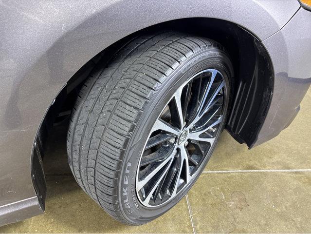 used 2018 Toyota Camry car, priced at $18,789