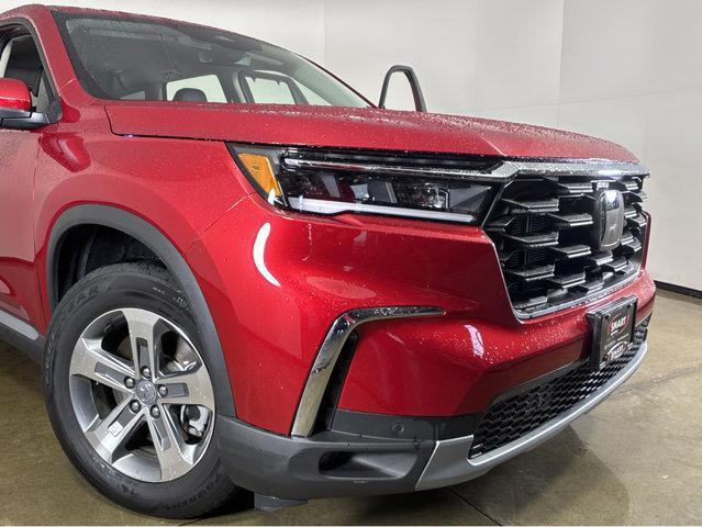 used 2023 Honda Pilot car, priced at $39,989
