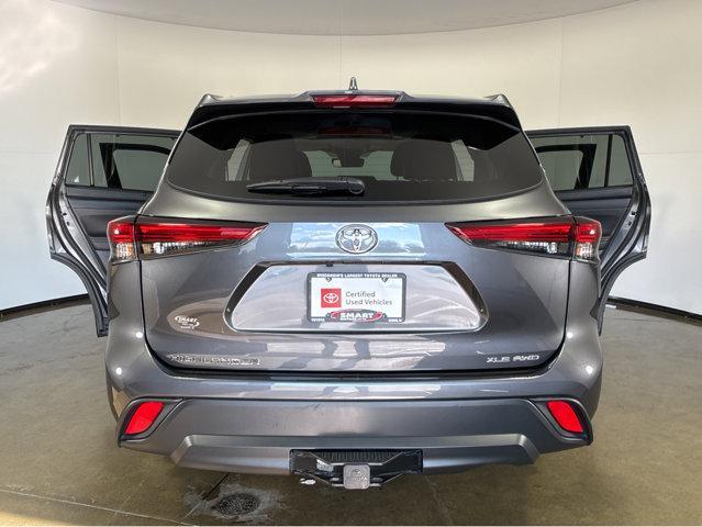 used 2023 Toyota Highlander car, priced at $39,998