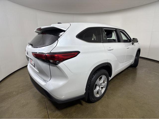 used 2022 Toyota Highlander car, priced at $32,979