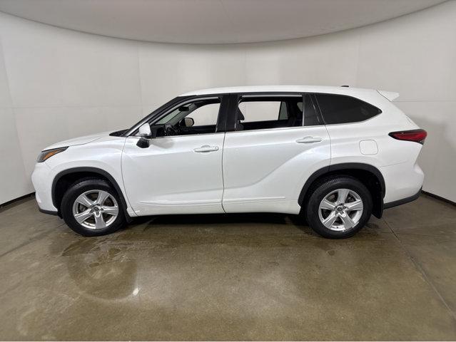 used 2022 Toyota Highlander car, priced at $32,979