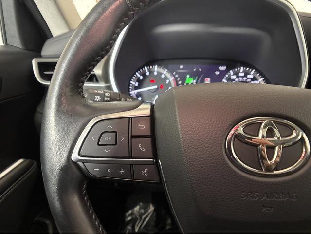 used 2021 Toyota Highlander car, priced at $35,000