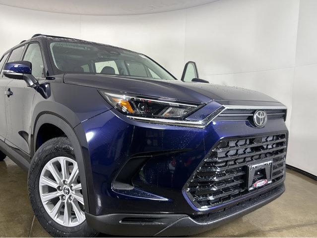 new 2025 Toyota Grand Highlander car, priced at $50,513