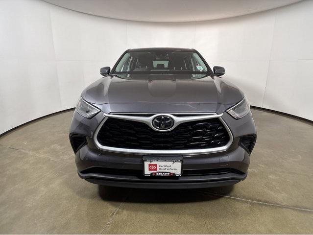 used 2022 Toyota Highlander car, priced at $30,992