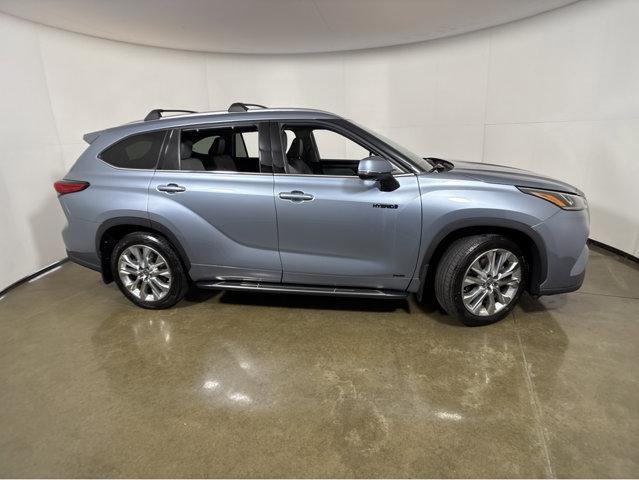 used 2021 Toyota Highlander Hybrid car, priced at $33,700