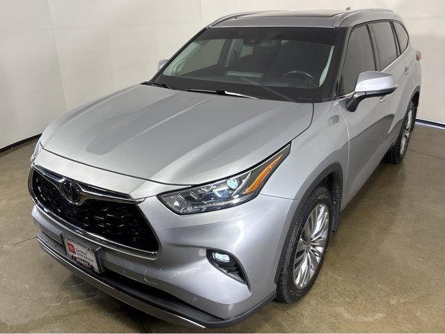 used 2021 Toyota Highlander car, priced at $43,979