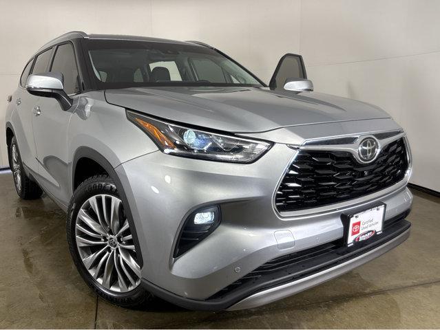 used 2021 Toyota Highlander car, priced at $43,979